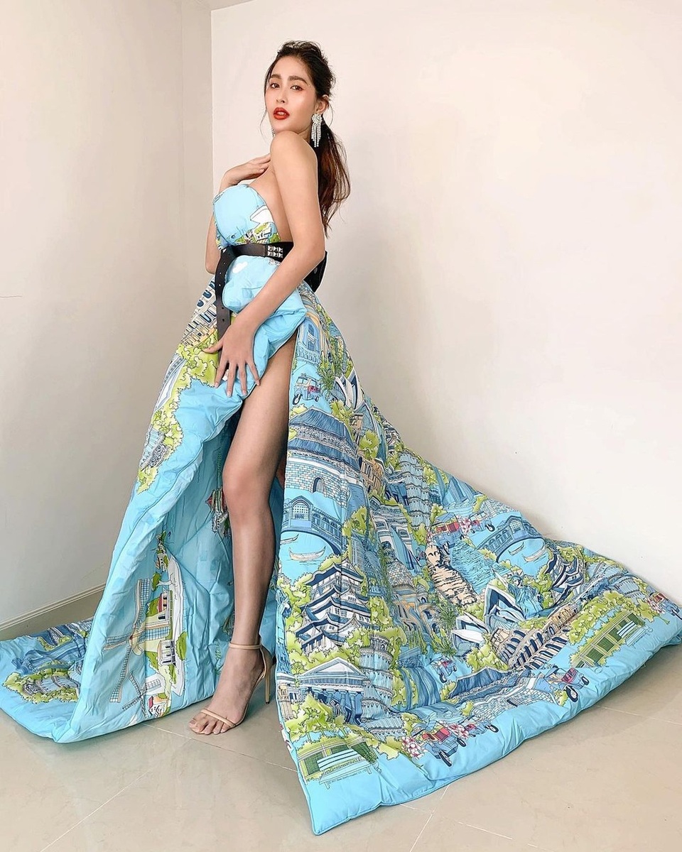 Ngoại hình xinh đẹp và gợi cảm của tân hoa hậu chuyển giới Thái Lan - 11 Ngoại hình xinh đẹp và gợi cảm của tân hoa hậu chuyển giới Thái Lan - 11