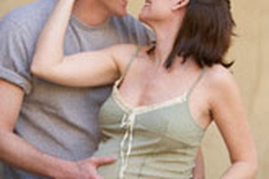 Chăm vợ ốm nghén