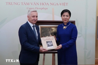 Phu nhân Tổng Bí thư Tô Lâm dự khai trương Trung tâm Văn hóa Nga - Việt