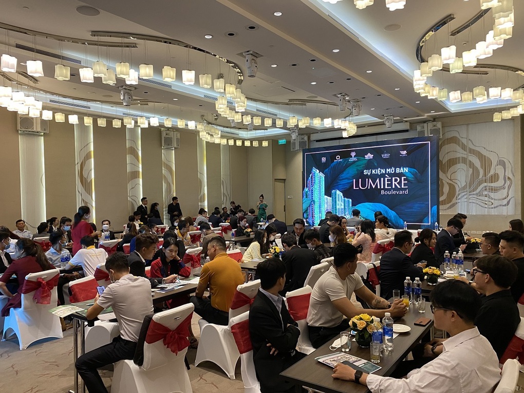 Hơn 2.000 căn LUMIÈRE Boulevard đã có chủ - 1 Hơn 2.000 căn LUMIÈRE Boulevard đã có chủ - 1