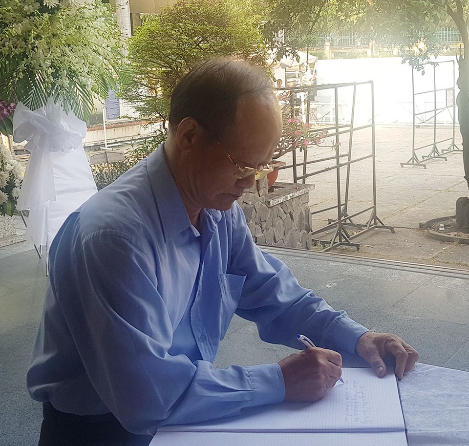 Con gái nhạc sĩ Nguyễn Văn Tý: “Tôi ước được một lần đàn cho cha tôi nghe” - 11 Con gái nhạc sĩ Nguyễn Văn Tý: “Tôi ước được một lần đàn cho cha tôi nghe” - 11