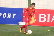 Quang Hải: "Tôi chủ động xin Pau FC để về nước đá AFF Cup"