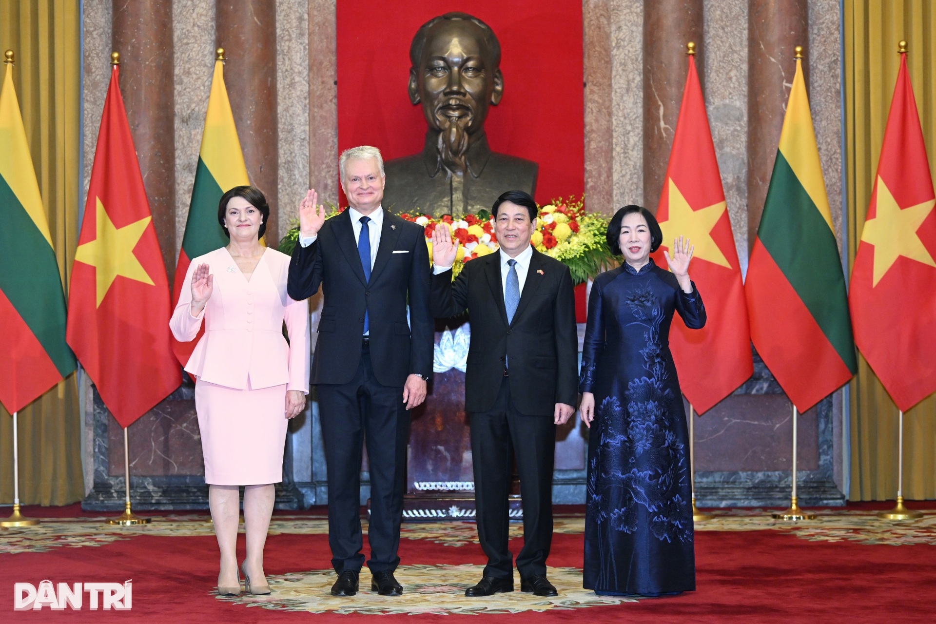 Chủ tịch nước Lương Cường chủ trì lễ đón Tổng thống Litva thăm Việt Nam - 7 Chủ tịch nước Lương Cường chủ trì lễ đón Tổng thống Litva thăm Việt Nam - 7