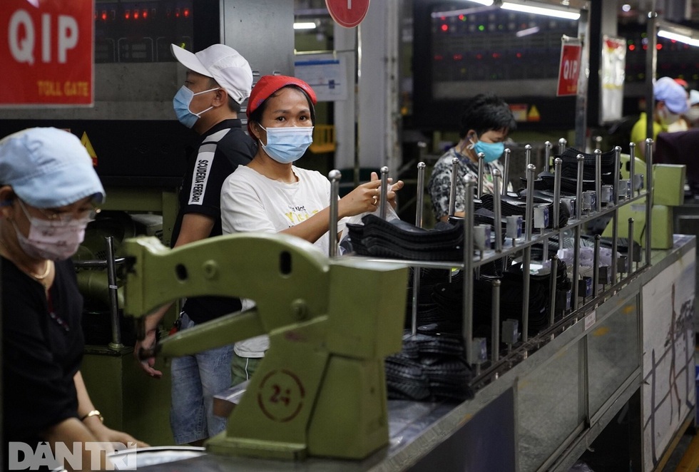 Tăng giờ làm thêm, chưa bao giờ dễ tìm đồng thuận! - 3 Tăng giờ làm thêm, chưa bao giờ dễ tìm đồng thuận! - 3