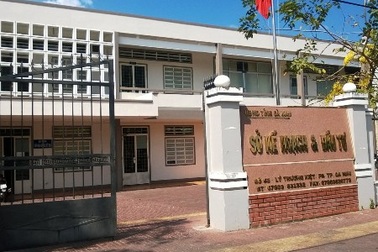 Đề nghị thu hồi quyết định bổ nhiệm cán bộ không đủ chuẩn