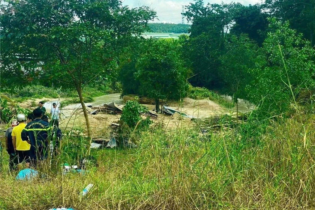 Tìm kiếm người phụ nữ nghi mất tích sau cơn mưa lớn kéo dài ở TPHCM - 1 Tìm kiếm người phụ nữ nghi mất tích sau cơn mưa lớn kéo dài ở TPHCM - 1