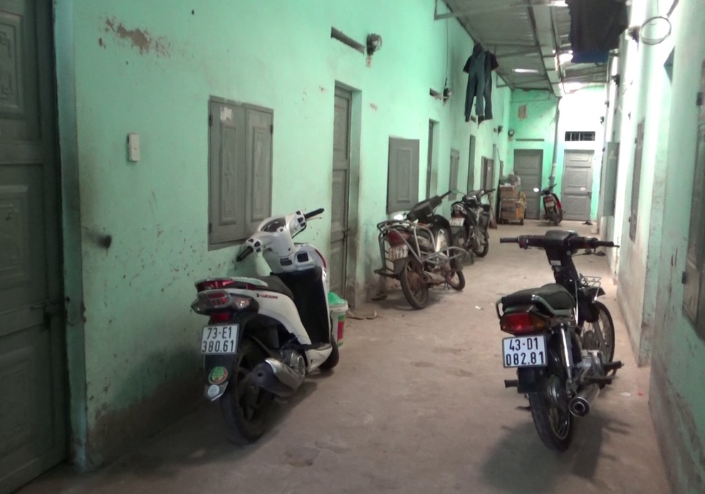 Chủ trọ miễn tiền nhà, xin thực phẩm cho công nhân - 3 Chủ trọ miễn tiền nhà, xin thực phẩm cho công nhân - 3