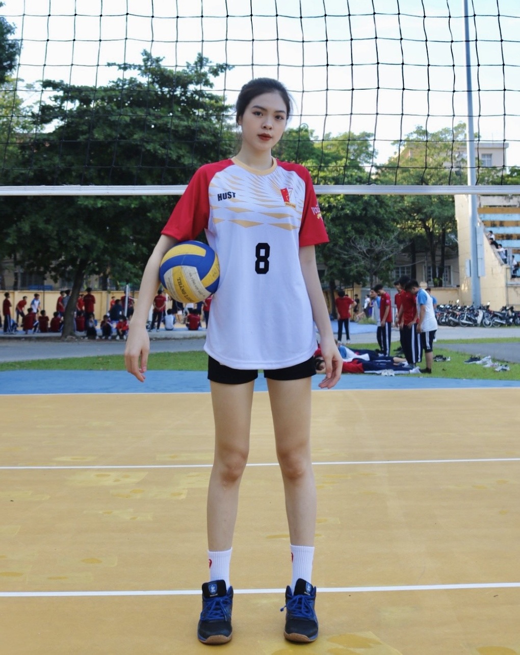 Nhan sắc xinh đẹp của hoa khôi bóng chuyền sinh viên Việt Nam - 1