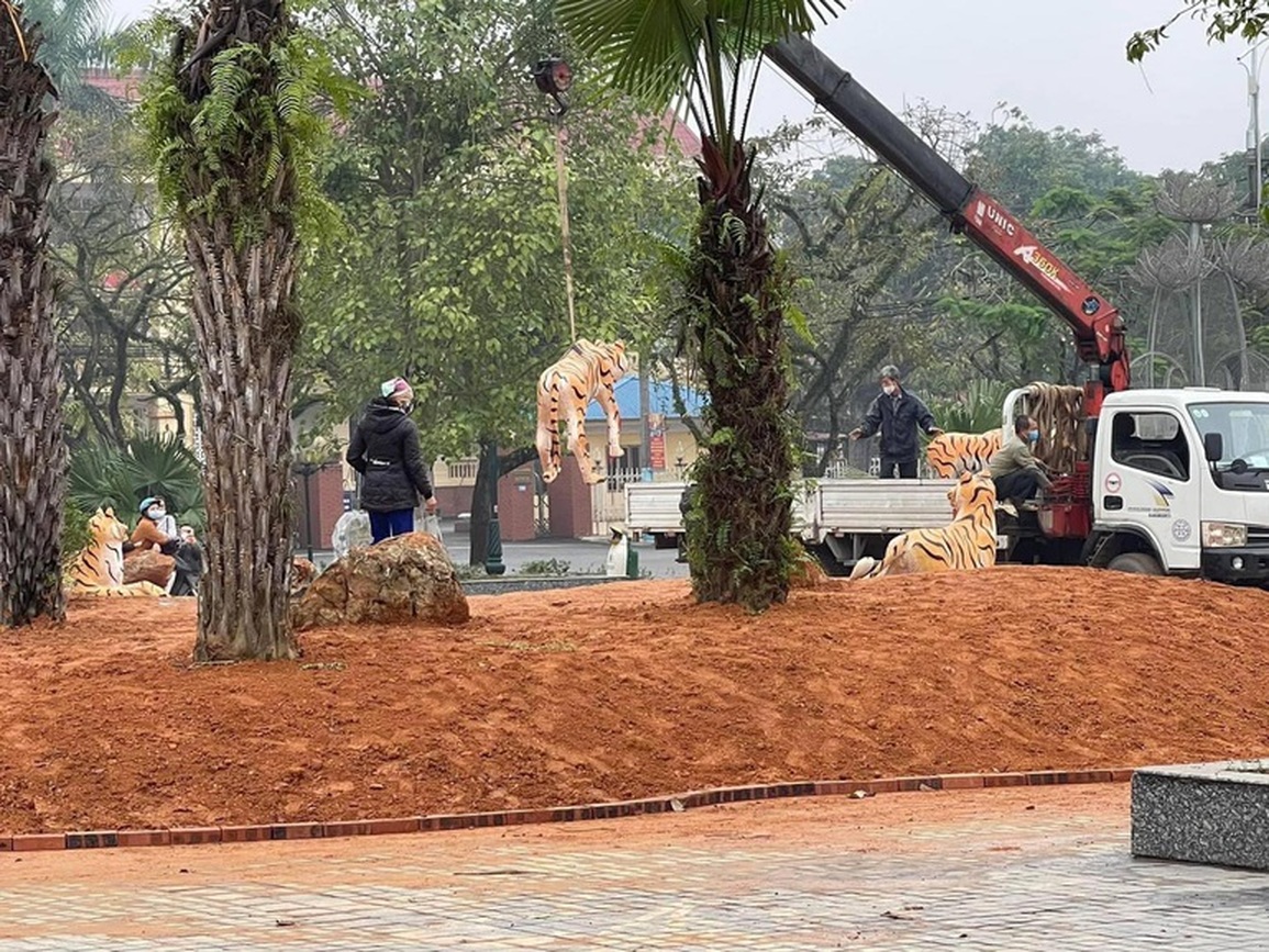 Tượng hổ ở các nước láng giềng chào đón năm Dần như thế nào? - 8 Tượng hổ ở các nước láng giềng chào đón năm Dần như thế nào? - 8