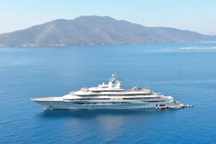 Không chỉ Bezos, giới siêu giàu trên thế giới đang đua nhau sắm du thuyền