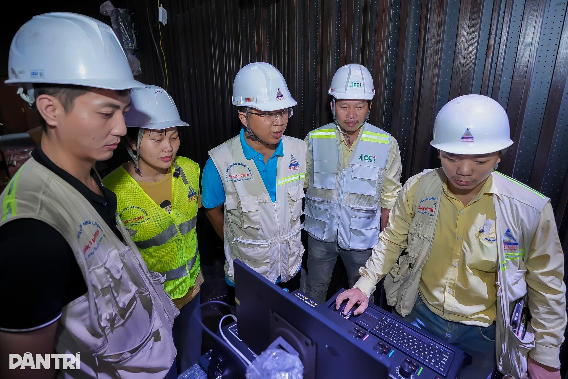 Cận cảnh rạp xiếc có khán phòng chính 2.000 chỗ ngồi sắp hoạt động ở TPHCM - 10