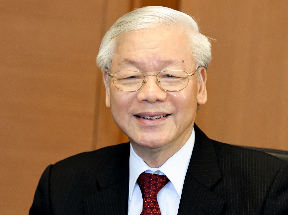 Chỉnh đốn Đảng không phải để cán bộ khư khư giữ mình sợ mắc lỗi! - 1 Chỉnh đốn Đảng không phải để cán bộ khư khư giữ mình sợ mắc lỗi! - 1