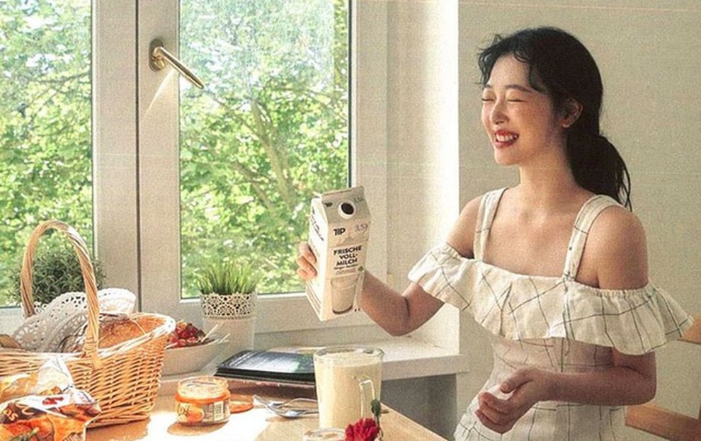 2 năm ngày mất của Sulli: Tưởng nhớ cố nghệ sĩ với bộ ảnh yêu bản thân - 13 2 năm ngày mất của Sulli: Tưởng nhớ cố nghệ sĩ với bộ ảnh yêu bản thân - 13