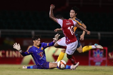 CLB TPHCM thắng đậm HAGL trong ngày HLV Vũ Tiến Thành về sân Thống Nhất