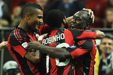 AC Milan - Bologna: Vinh quang đã ở rất gần…