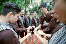 Bộ kỷ yếu "nông dân Nam bộ" nhí nhảnh của teen Sài Gòn