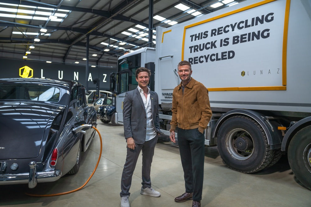 Đón đầu xu hướng, David Beckham rót tiền vào hãng xe điện - 3 Đón đầu xu hướng, David Beckham rót tiền vào hãng xe điện - 3