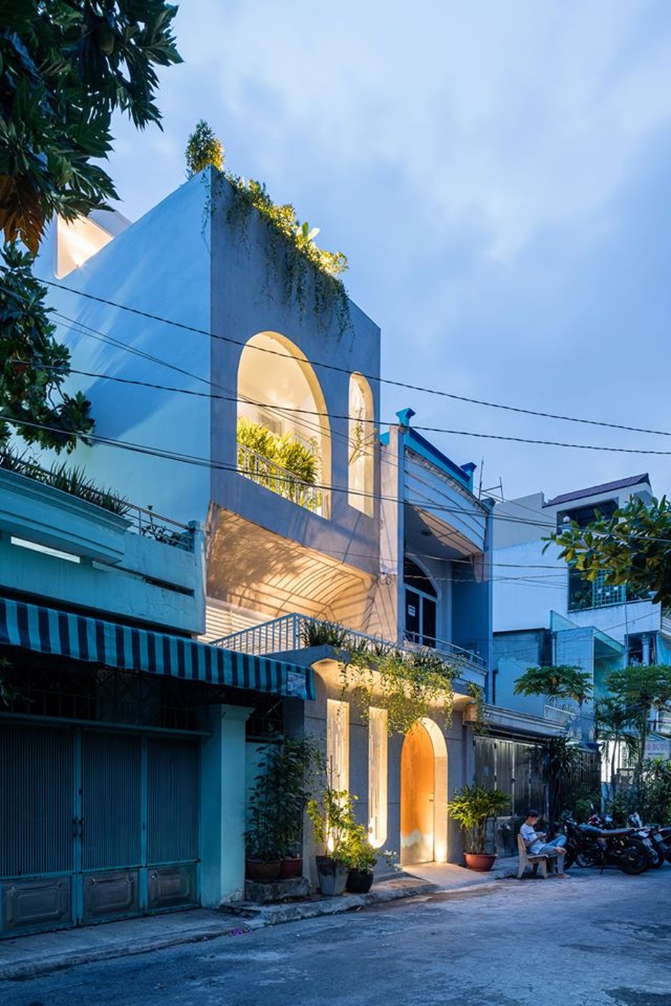 Nhà cũ từ thời “ông bà anh” ở Sài Gòn biến hình đẹp khó tin, ai cũng muốn ở - 2 Nhà cũ từ thời “ông bà anh” ở Sài Gòn biến hình đẹp khó tin, ai cũng muốn ở - 2