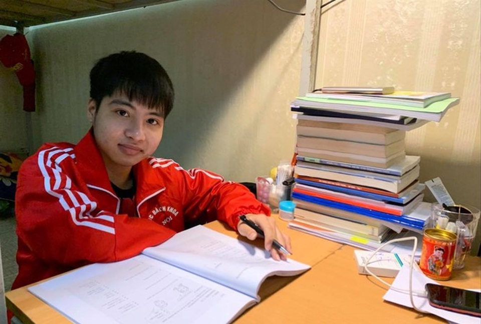 Gia đình đặc biệt trong ký túc xá trường Đại học Bách khoa Hà Nội - 1 Gia đình đặc biệt trong ký túc xá trường Đại học Bách khoa Hà Nội - 1