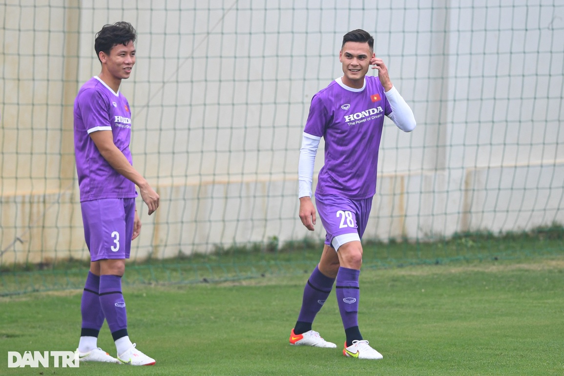 Cơ hội để Adriano Schmidt tỏa sáng ở đội tuyển Việt Nam - 2 Cơ hội để Adriano Schmidt tỏa sáng ở đội tuyển Việt Nam - 2