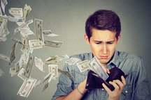 Gen Y, Gen Z mất ngủ vì không biết tiết kiệm và áp lực tài chính quá lớn