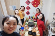 Tết xa nhà của những người con gốc Việt