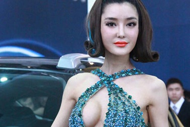 Người mẫu xe hơi Trung Quốc lộ dấu vết thẩm mỹ 