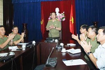 Vụ Vinashin: Trinh sát ăn mì tôm bắt “cá lớn” Giang Kim Đạt ở Singapore