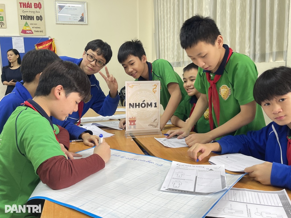 Nữ sinh sợ đến trường, xin chuyển lớp vì bạn lập hội miệt thị hình thể - 1 Nữ sinh sợ đến trường, xin chuyển lớp vì bạn lập hội miệt thị hình thể - 1