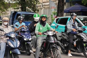 Đề xuất giải pháp chuyển xe máy xăng sang chạy điện ở TPHCM