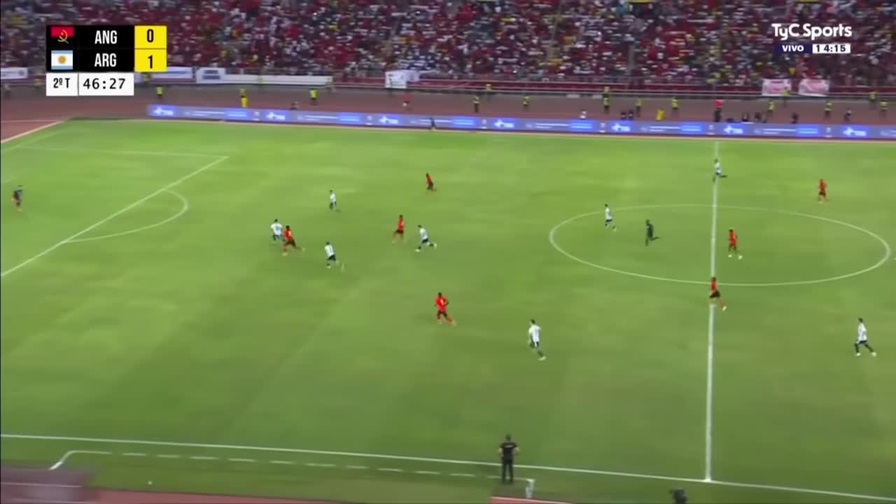 Argentina giành chiến thắng 2-0 trước Angola