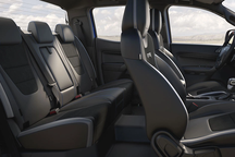 Độ ngả ghế sau xe bán tải có đăng kiểm được không?