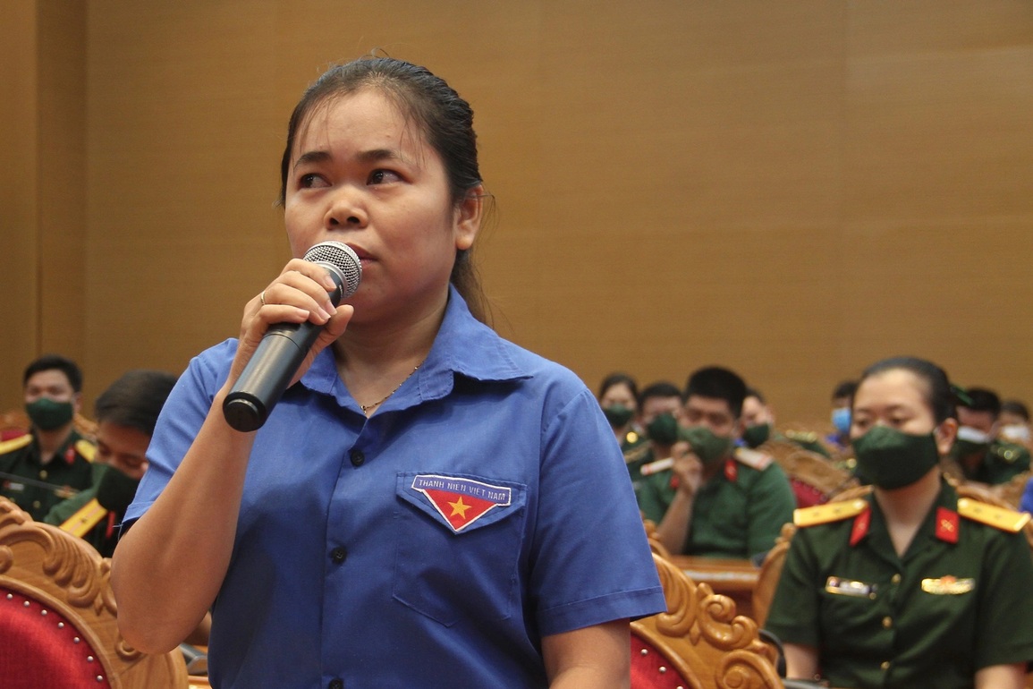 Ưu tiên giải quyết việc làm, nhà ở xã hội với công nhân - 1 Ưu tiên giải quyết việc làm, nhà ở xã hội với công nhân - 1