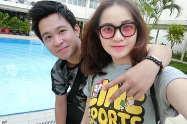 Màn cầu hôn lãng mạn của chàng trai Việt với cô gái Lào