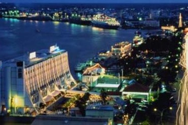 Khách sạn nổi huyền thoại của Sài Gòn trôi dạt sang Triều Tiên