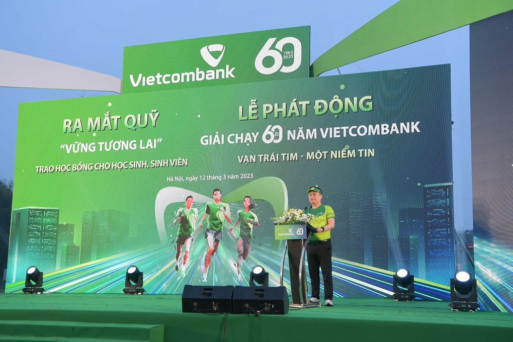 Vietcombank ra mắt Quỹ Vững tương lai và phát động Giải chạy 60 năm - 3 Vietcombank ra mắt Quỹ Vững tương lai và phát động Giải chạy 60 năm - 3