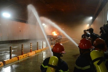 Khung giờ cấm xe qua hầm vượt sông Sài Gòn trong 3 ngày