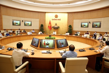 Ứng phó thế nào với Covid-19 khi dịch đã ở trong cộng đồng?