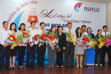 Phát động chương trình “Vì học sinh Trường Sa thân yêu”