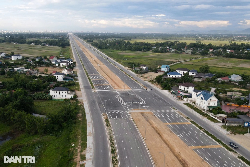Đề xuất con đường rộng nhất Nghệ An mang tên Đại tướng Võ Nguyên Giáp - 2 Đề xuất con đường rộng nhất Nghệ An mang tên Đại tướng Võ Nguyên Giáp - 2
