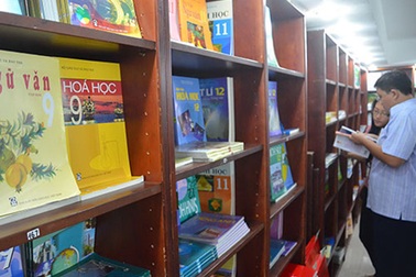 Biên soạn sách giáo khoa: Phải có sự cạnh tranh