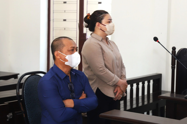 Tòa tuyên án vụ gửi con đi chữa bệnh, nhận về hũ tro cốt