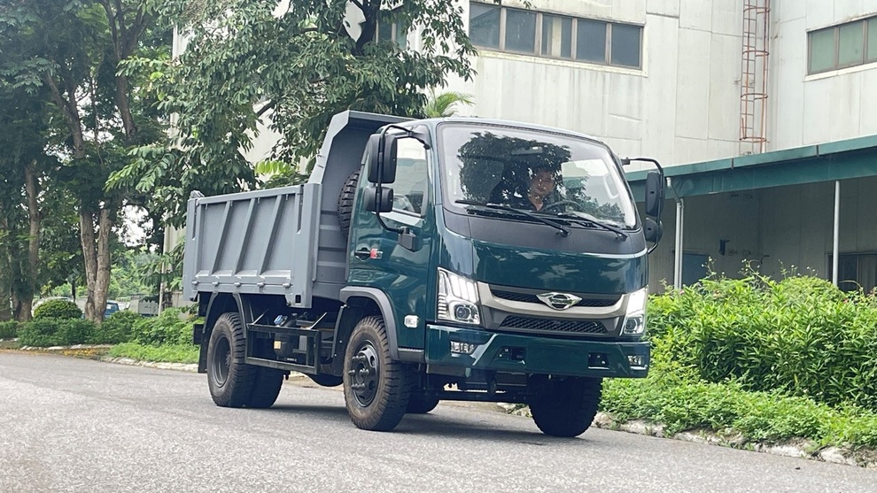 Nhà máy ô tô VEAM nỗ lực giải phóng hàng tồn kho, đẩy mạnh phát triển sản phẩm mới - 4 Nhà máy ô tô VEAM nỗ lực giải phóng hàng tồn kho, đẩy mạnh phát triển sản phẩm mới - 4
