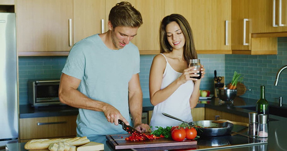 Gợi ý một Valentine ấm cúng cho cặp đôi mà không phải ra khỏi nhà mùa dịch - 1