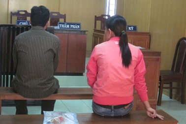 Tung ảnh vợ khỏa thân lên mạng