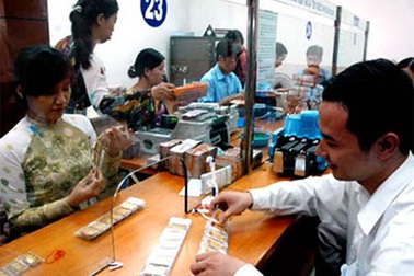 Khó xử lý vàng tồn