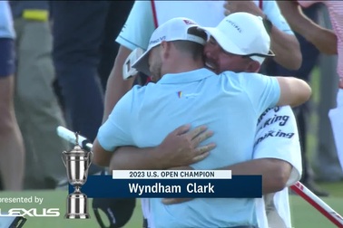 Khoảnh khắc Wyndham Clark vô địch U.S Open 2023