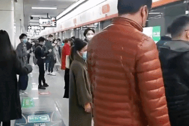 Mở cửa các điểm giao thông công cộng miễn phí giữa đợt dịch Covid-19