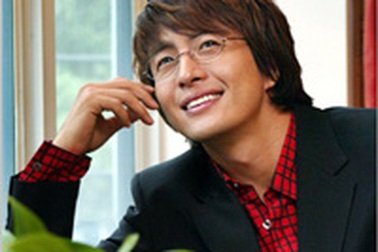 Bae Yong Jun: "Ông hoàng" làn sóng Hàn Quốc