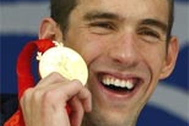 Michael Phelps trở thành huyền thoại Olympic